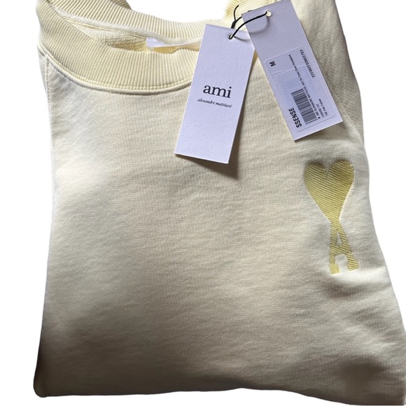 Ami de Cœur Sweatshirt - Picture 5 of 8